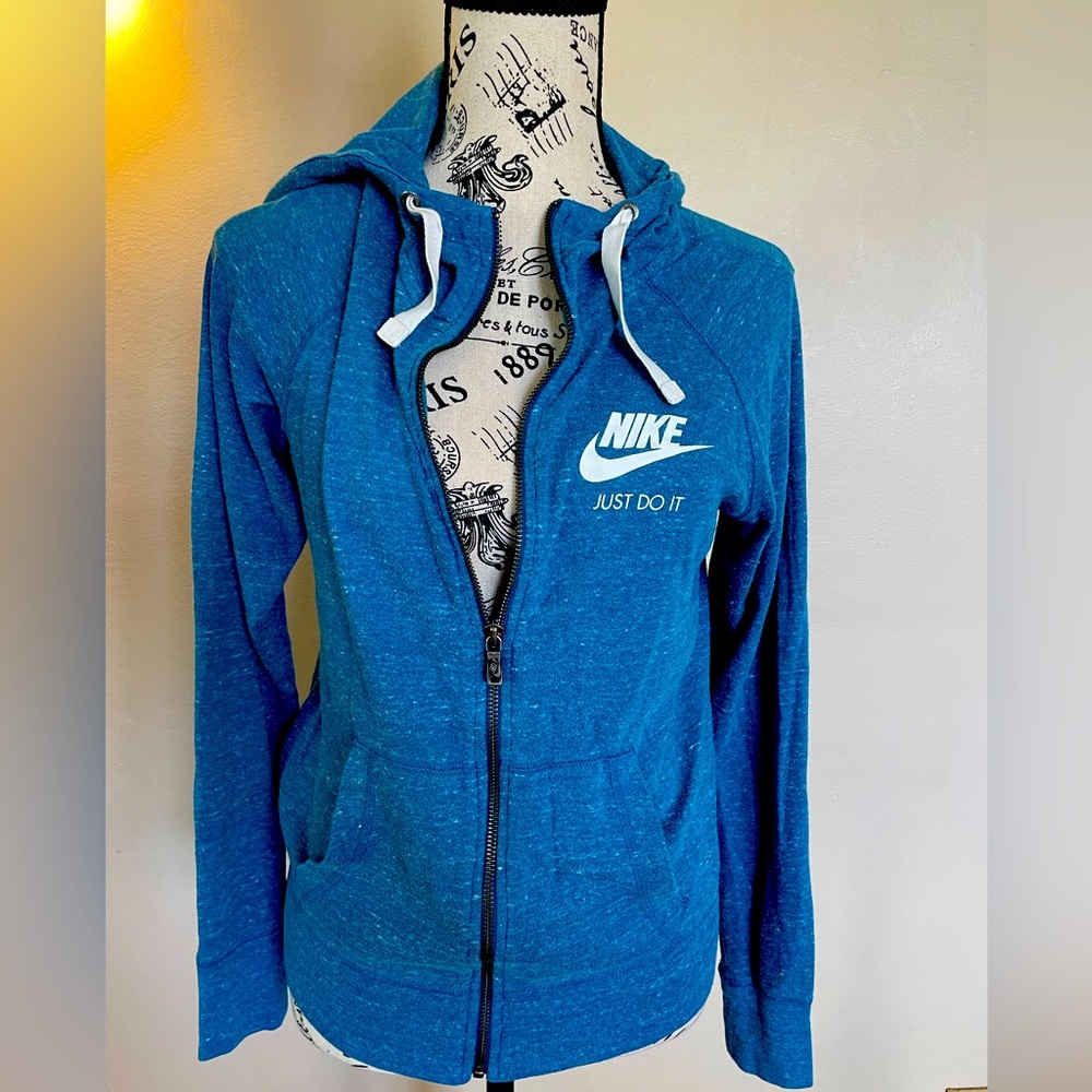 Nike zip up